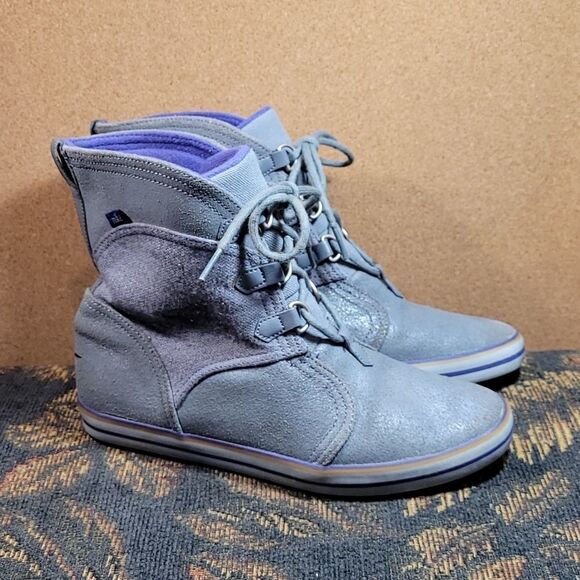 Nike Shoes - Nike Women's Carico Grey and Purple Boots- Size 7